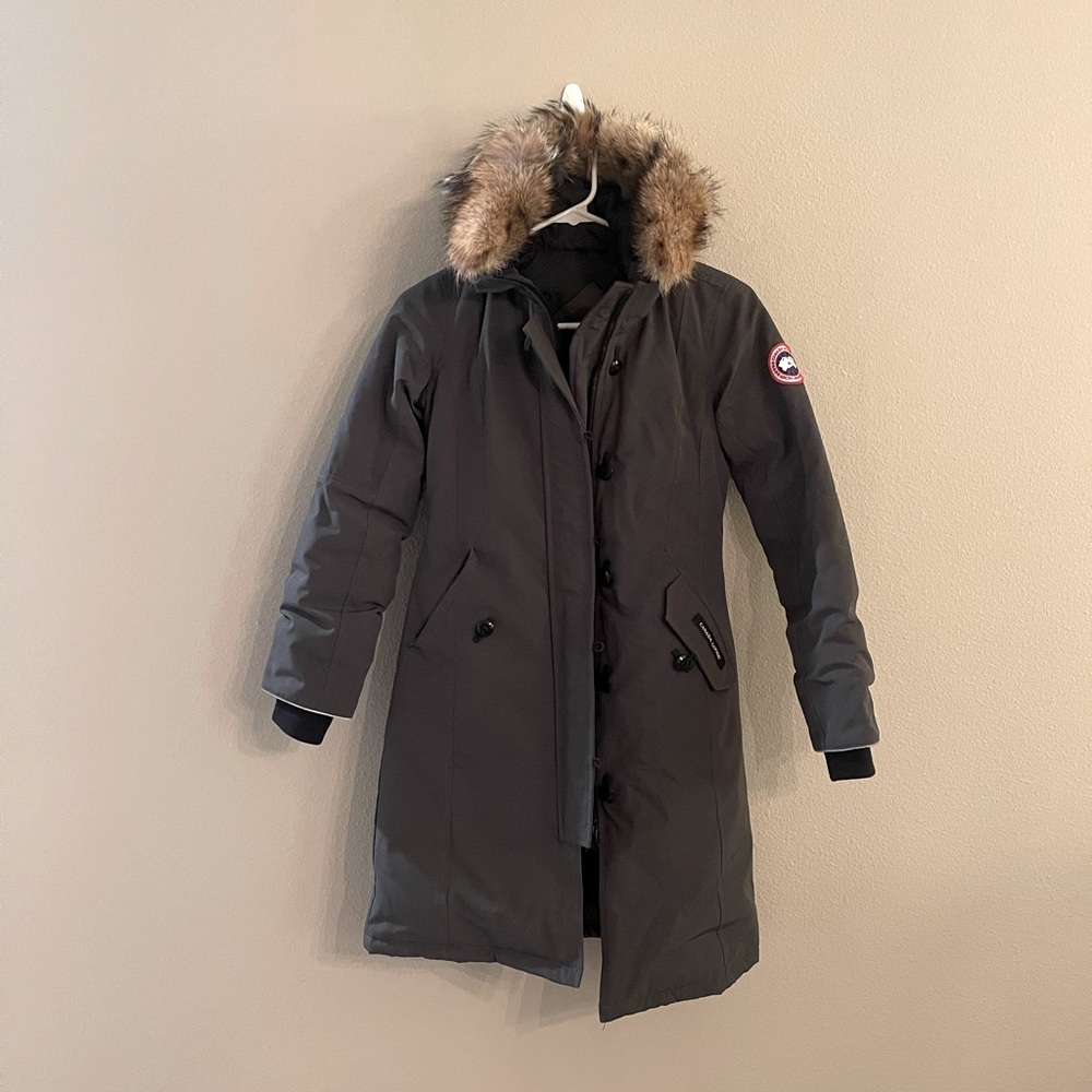 Canada Goose Brittania Parka with Removable Fur Trim, Youth M (10-12)